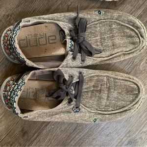 Hey Dude shoes size 8